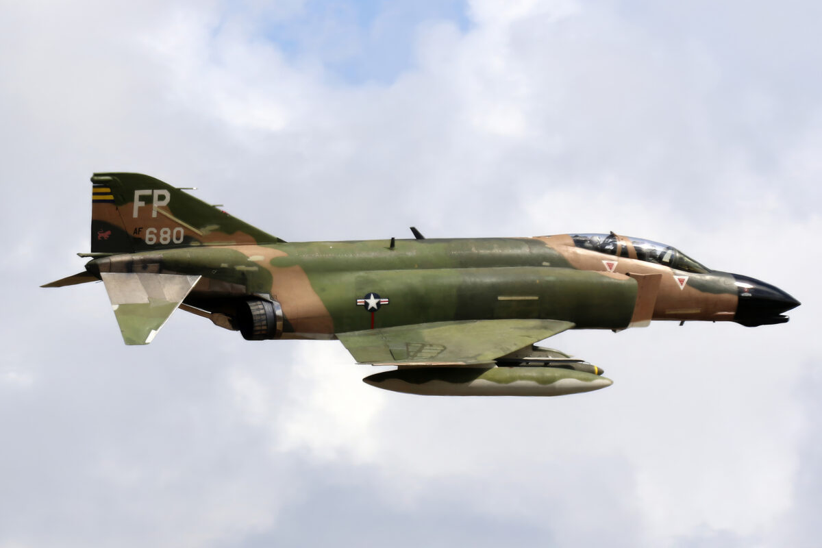 F-4D Phantom – FIGHTERJETS INC